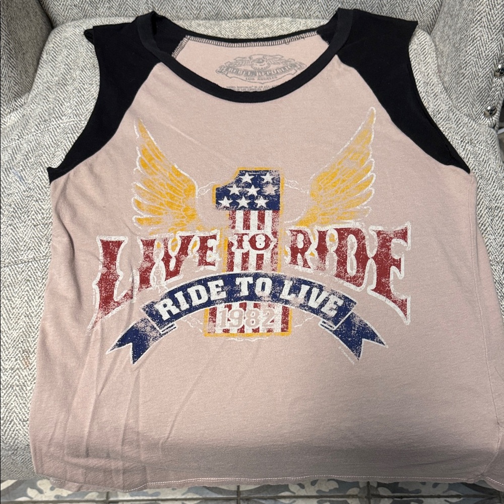 Women’s buckle oversized tank